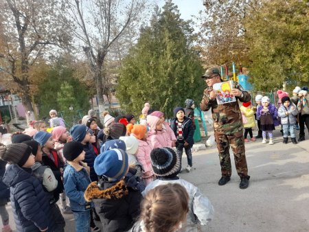 Болаликда олинган билим — тошга ўйилган нақшдир