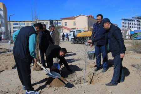 "Obod va fayzli mahalla – yurt ko‘rki” shiori ostida umumxalq xayriya hashari