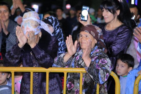 Zarafshon shahrida konsert dasturi namoyish etildi